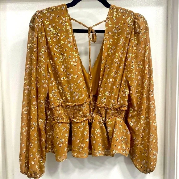 Bohemian Floral Blouse - Picture 2 of 4